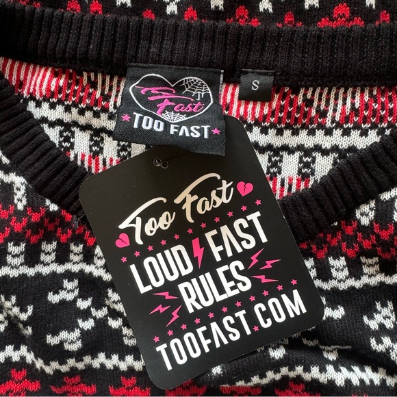 NWT Dolls Kill Too Fast Skull Hearts Sweater Sz S - Picture 10 of 11